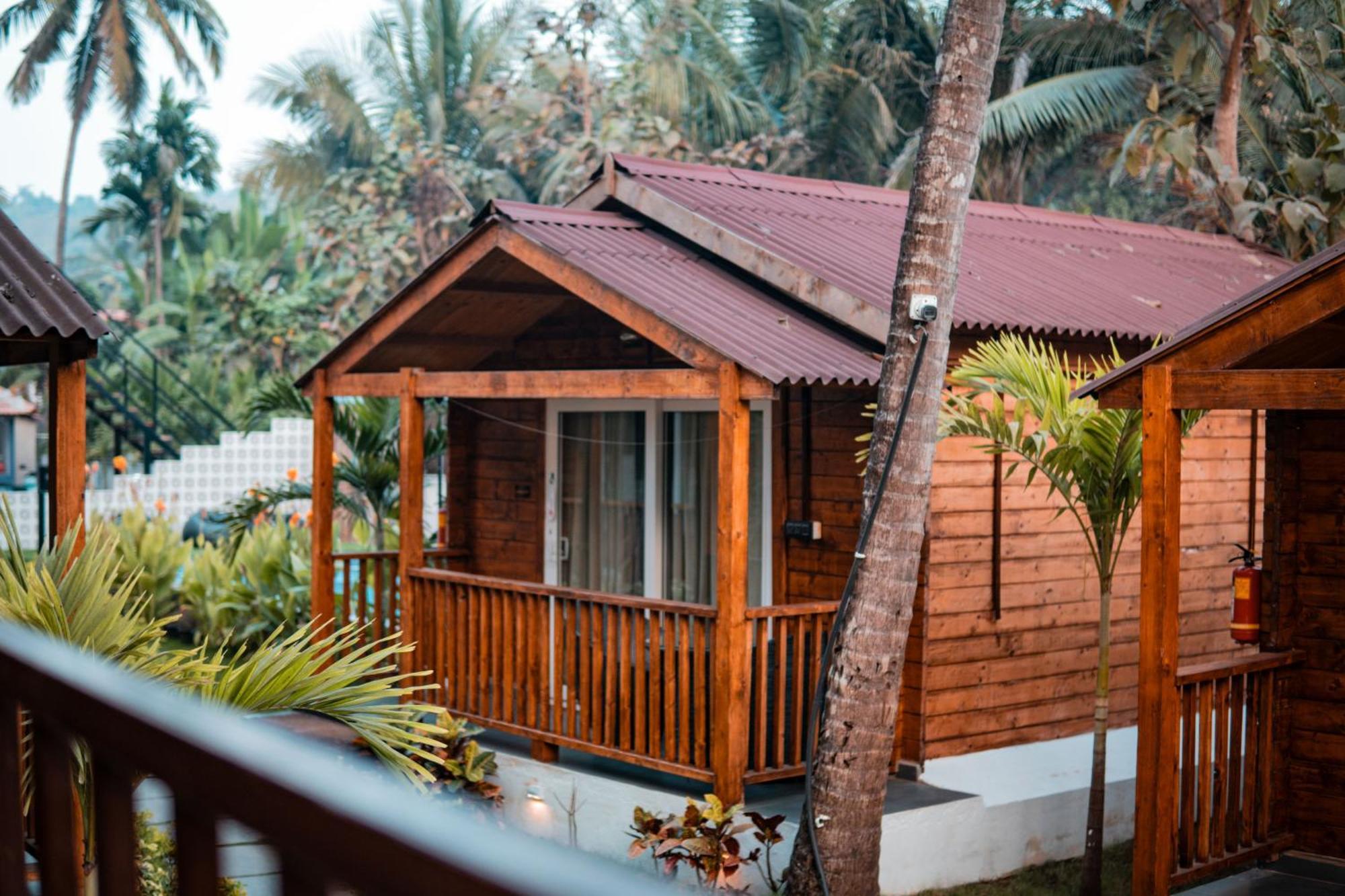 Tranquill Riverside Luxury Cottages With Bathtub, Кандолім Екстер'єр фото
